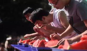 女人街吃瓜群众,吃瓜群众的欢乐盛宴